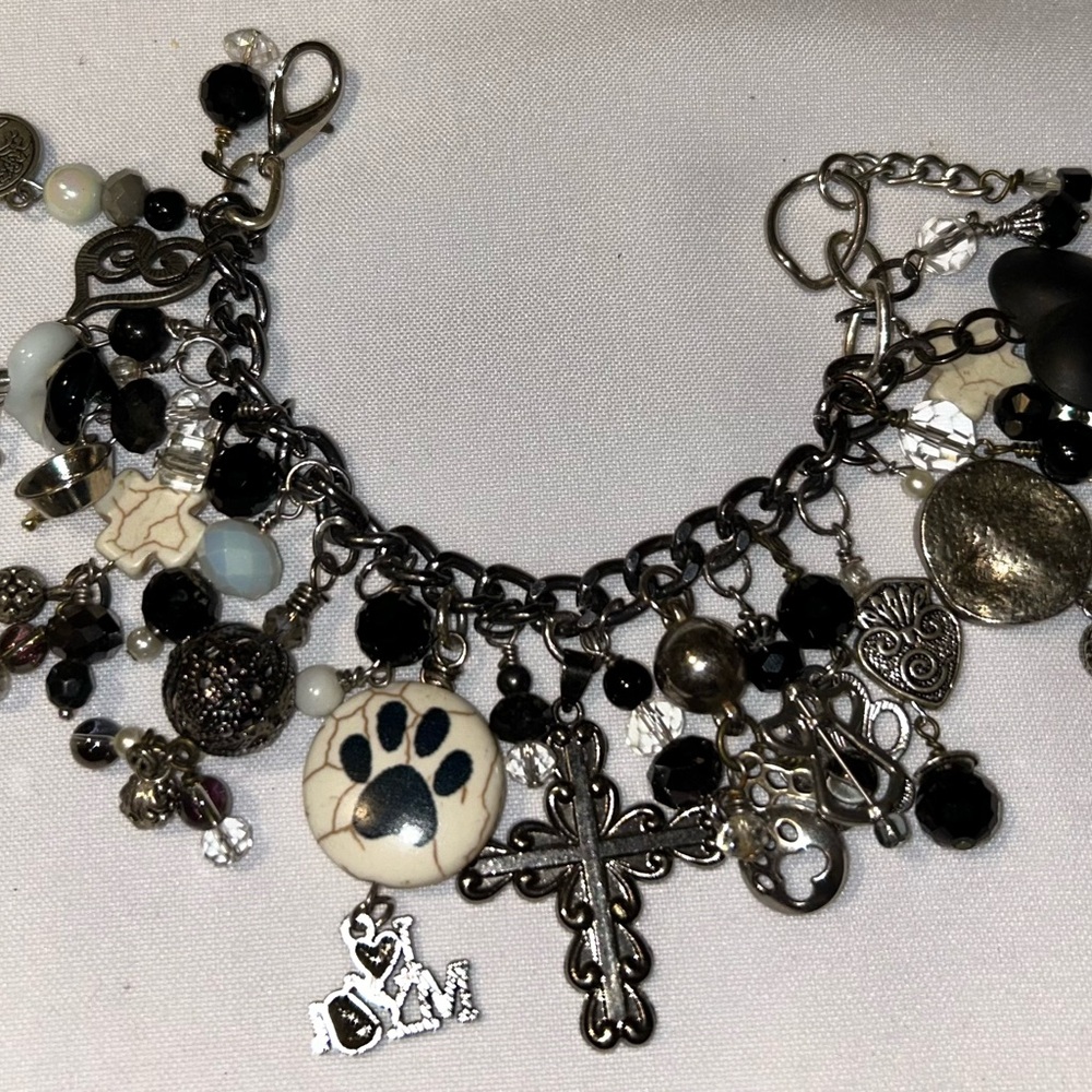 “I LOVE MY DOG” Chunky Charm in Silver and Black Bracelet